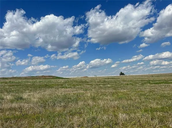 62 Old Hwy, Blanchard, OK 73010