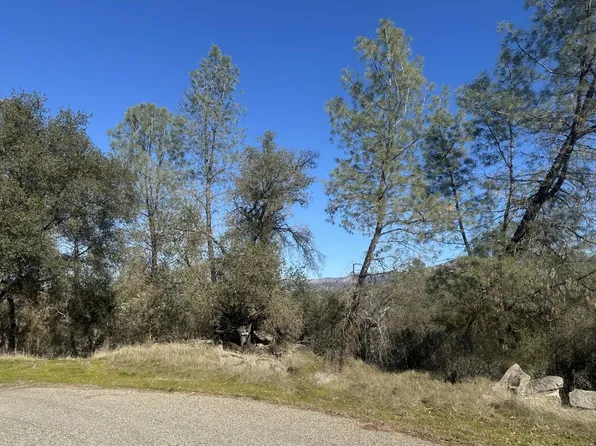 0 River Knolls Pl, Coarsegold, CA 93614