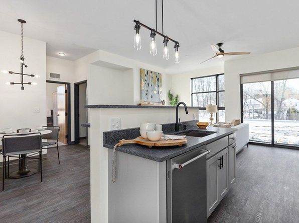 145 Brewery Ln #1B-1BA-549SQFT