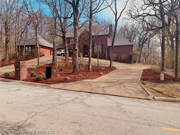 2105 Massard Rd, Fort Smith, AR 72903