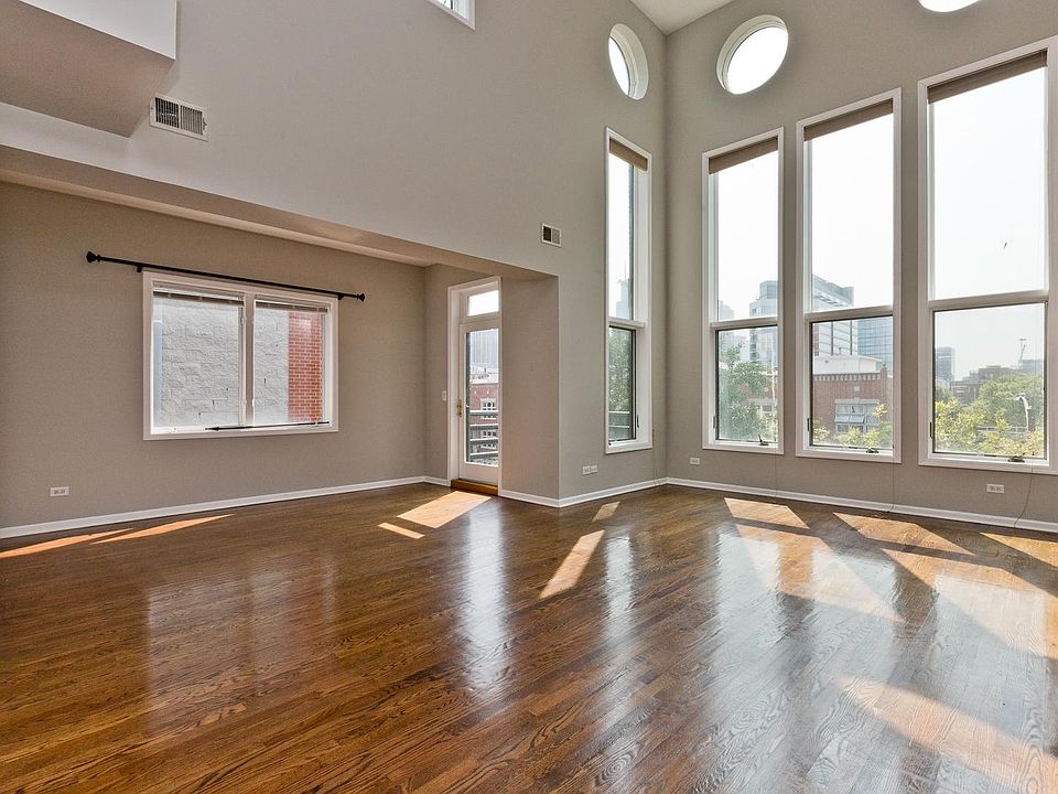 1st image of 854 W Erie St #3