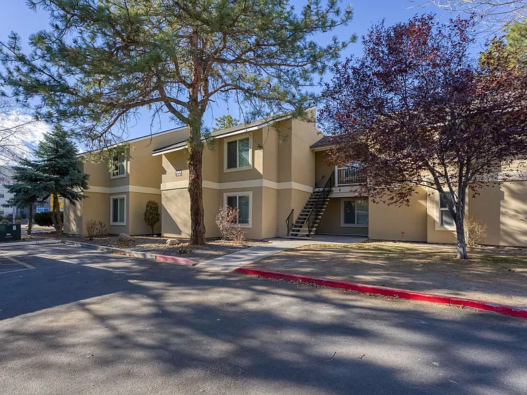 Sierra Woods — Photo 16