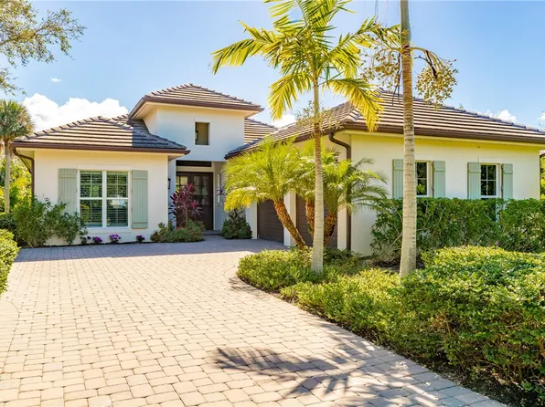 1700 Lake Club Ct, Indian River Shores, FL 32963