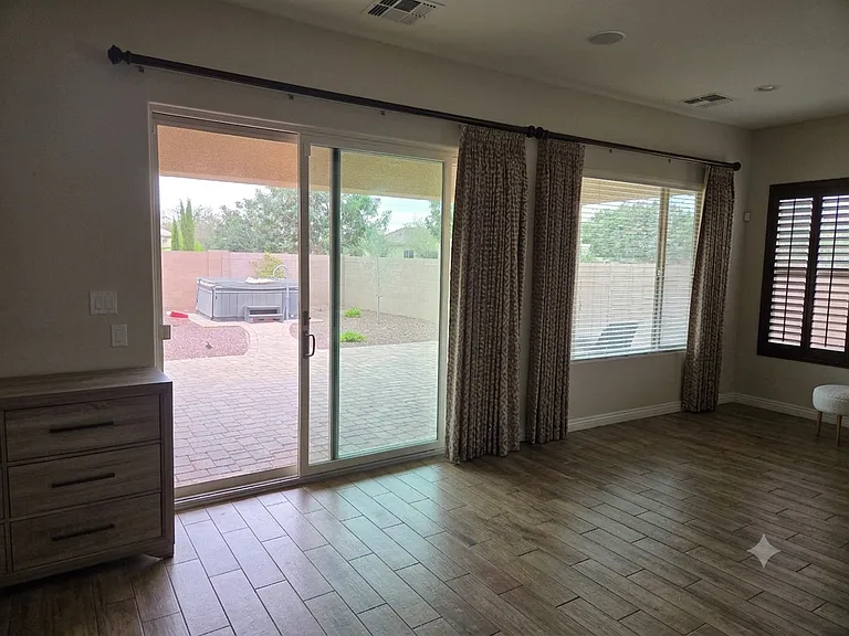2364 E Susan Dr — Photo 18