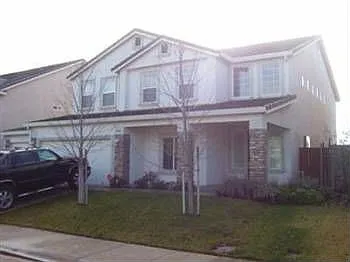3006 Sparrow Dr photo 1