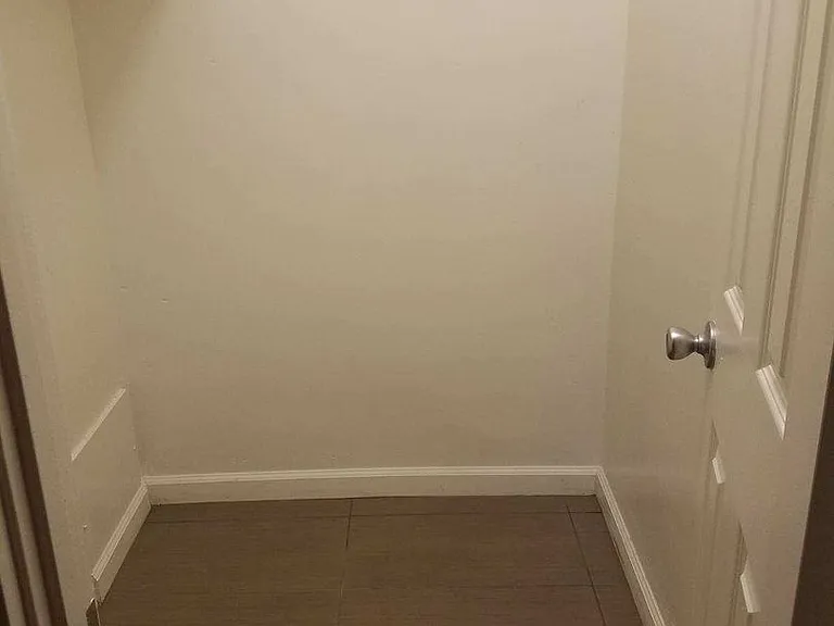 588 E. Mel Avenue - Hermosa Palms — Photo 3