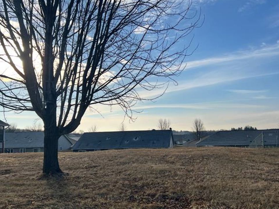 2nd image of 288 Birch St