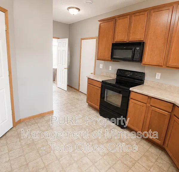 40 River Woods Dr W — Photo 5