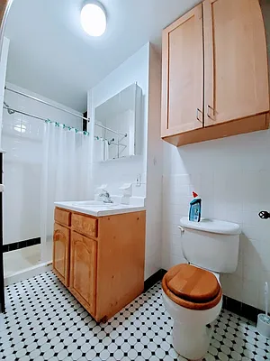 Rented by Compass | media 26