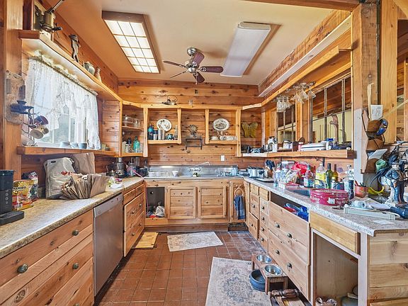 5th image of 11 Deadwood Rd