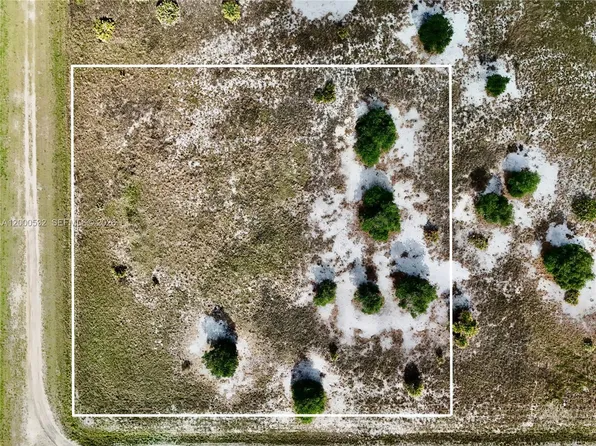 16734 NW 242nd St, Okeechobee, FL 34972