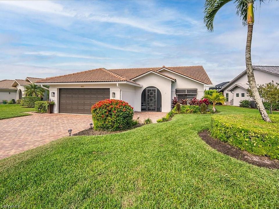 421 Kings Way, Naples, FL 34104 | Zillow