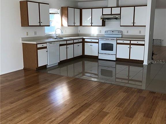 2nd image of 1111 Epson Oaks Way
