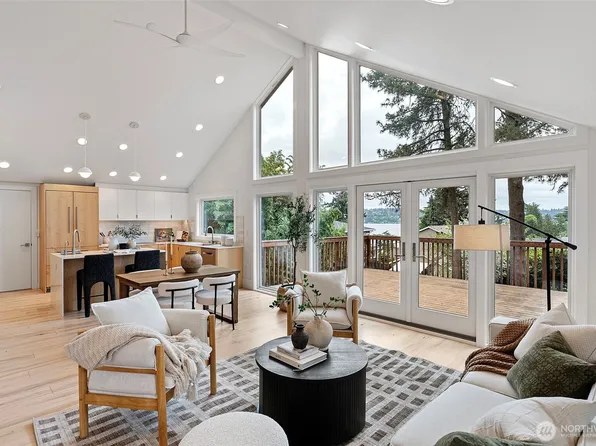 4020 47th Avenue S, Seattle, WA 98118