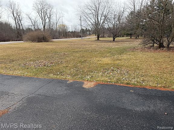 3rd image of 12113 E Carpenter Rd