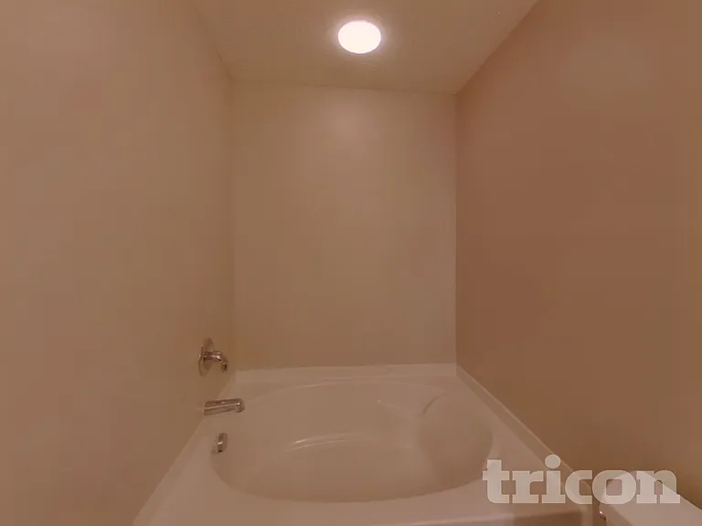 164 Pacific Ave — Photo 10