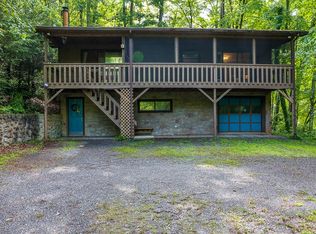 5 Barrett Rd, Balsam, NC 28707