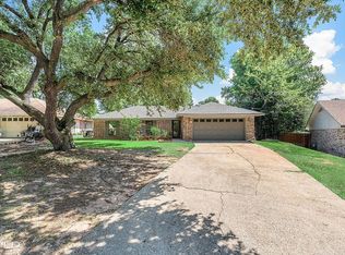 906 Princesa Cir, Haughton, LA 71037