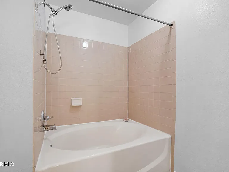 2304 Tierra Blanda Dr — Photo 9