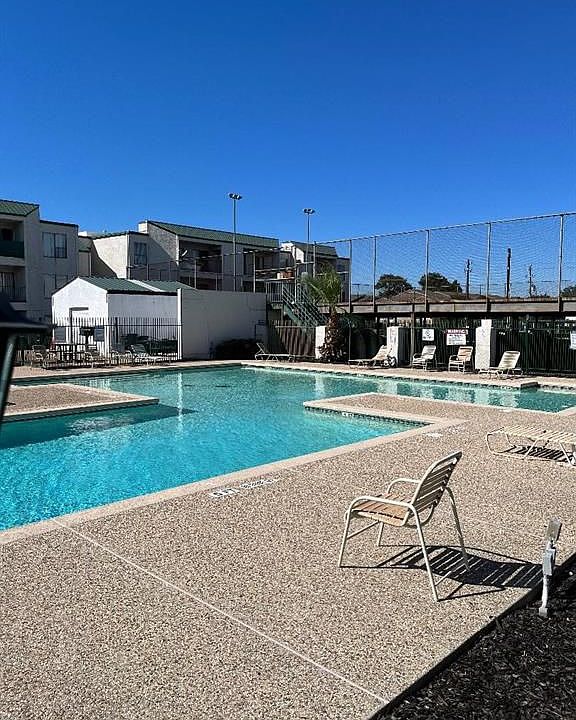 1st image of 2832 S Bartell Dr APT D9