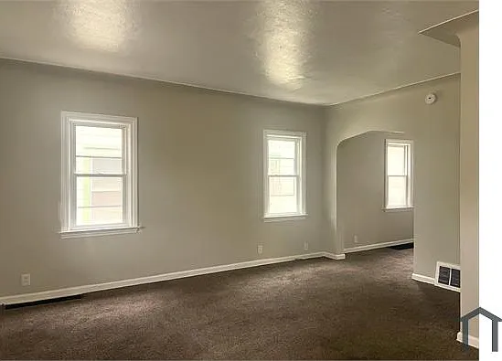 1407 Foster Ave — Photo 17