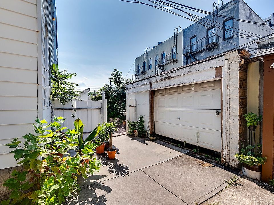 2nd image of 450 82nd St