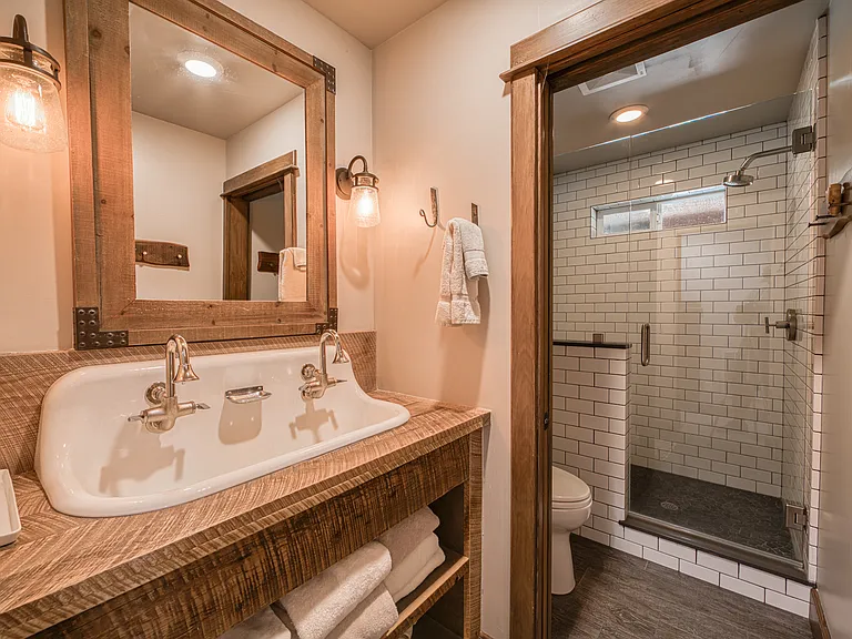 8204 Meeks Bay Ave — Photo 23