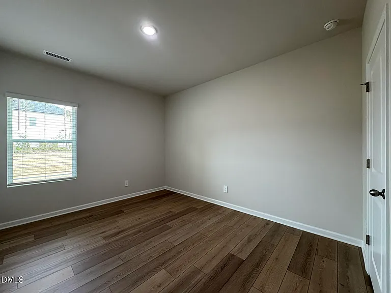 101 Klamath Dr — Photo 15