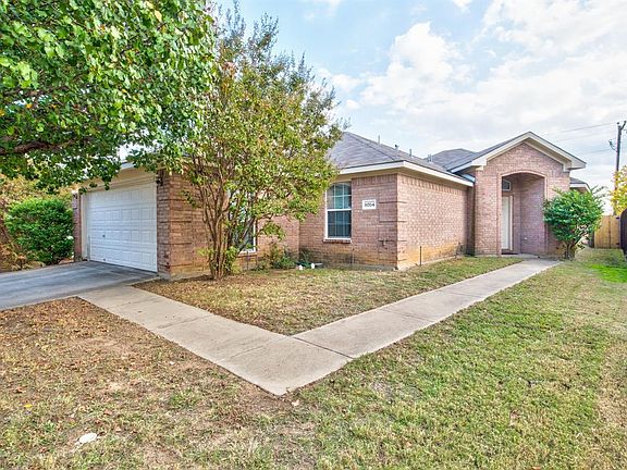 3rd image of 8004 Whitney Ln