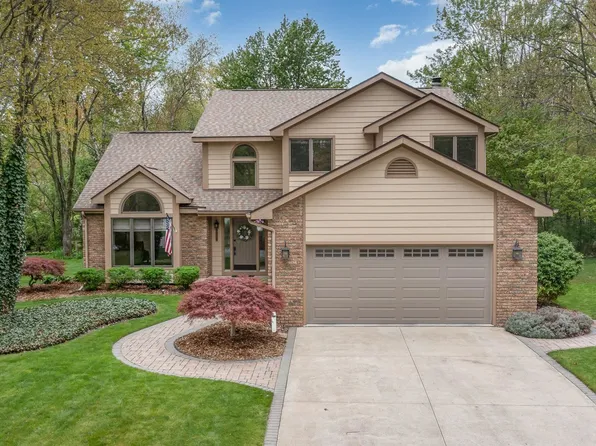 5503 Winchester Ct, Midland, MI 48642