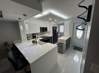 5633 W 17th Ave #702, Hialeah, FL 33012