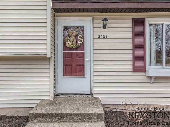 4th image of 3436 Vineyard Ave NE