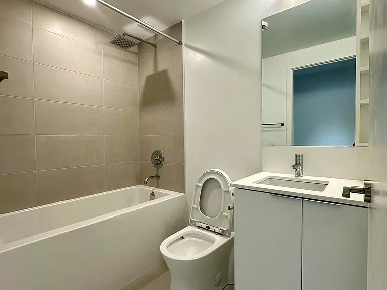 8 Wellesley St W #706 — Photo 8