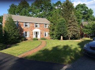 1373 Langport Dr, Pittsburgh, PA 15241