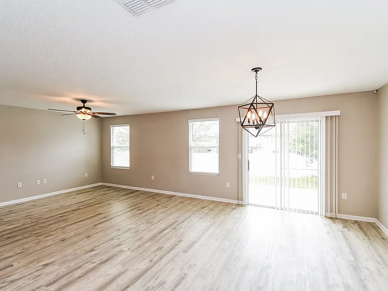 2283 Pebble Point Dr — Photo 4