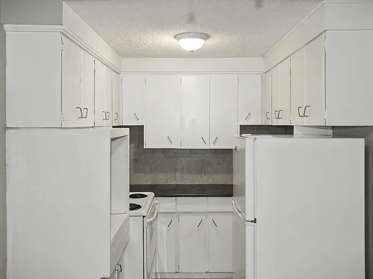 11233 124th St NW — Photo 3