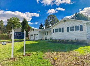 12 Gramercy Dr, Piscataway, NJ 08854