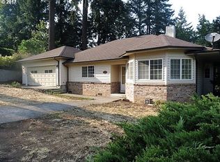 5598 Glacier Dr, Springfield, OR 97478