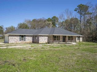 42 Circle Rd, Longview, TX 75602
