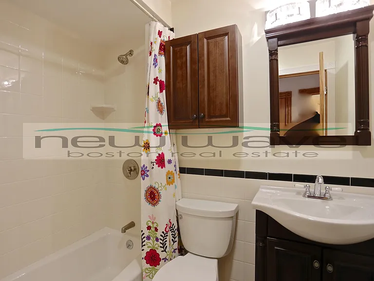 137 Charles St #3 — Photo 11