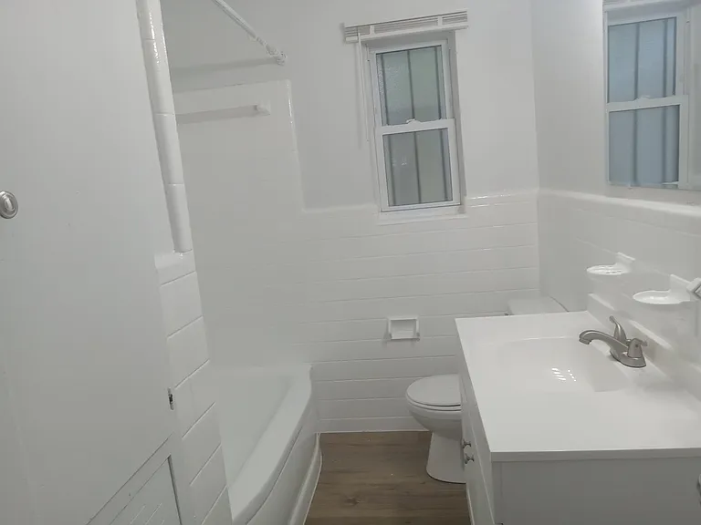 2215 Biltmore Ave — Photo 7