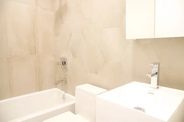 Rented by Nest Seekers International | media 40