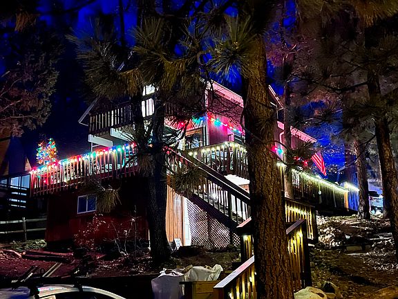 3rd image of 699 Santa Barbara Ave