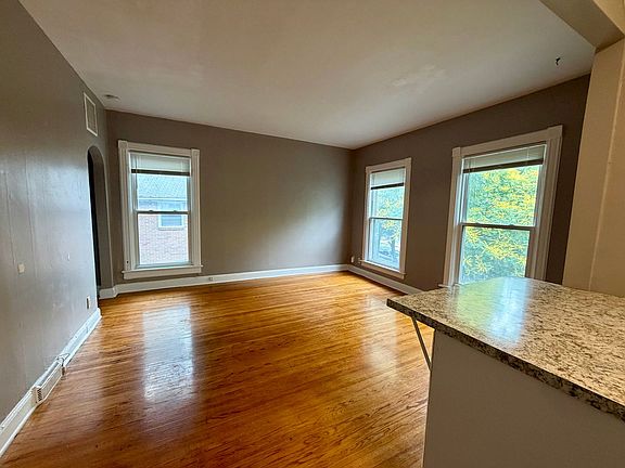 4th image of 1220 S 20th St APT 3