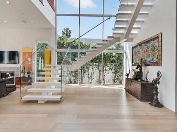 6356 W 5th St, Los Angeles, CA 90048