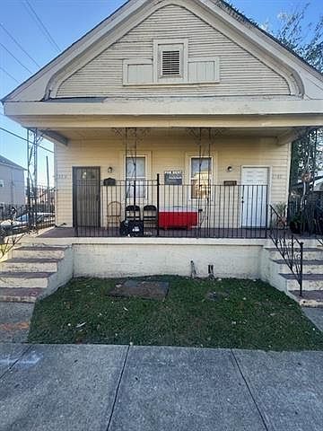 1st image of 2702 Peniston St