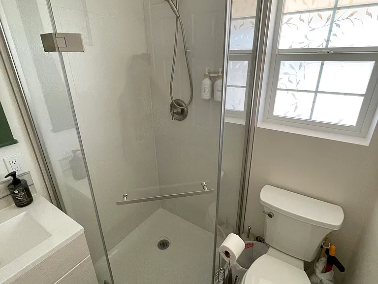 4884 Avenida Del Sol #2 — Photo 6