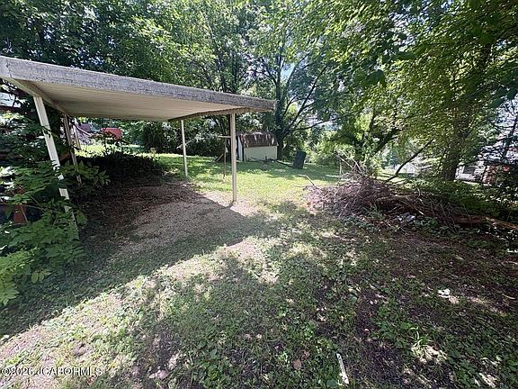 4th image of 1307 Saint Marys Blvd