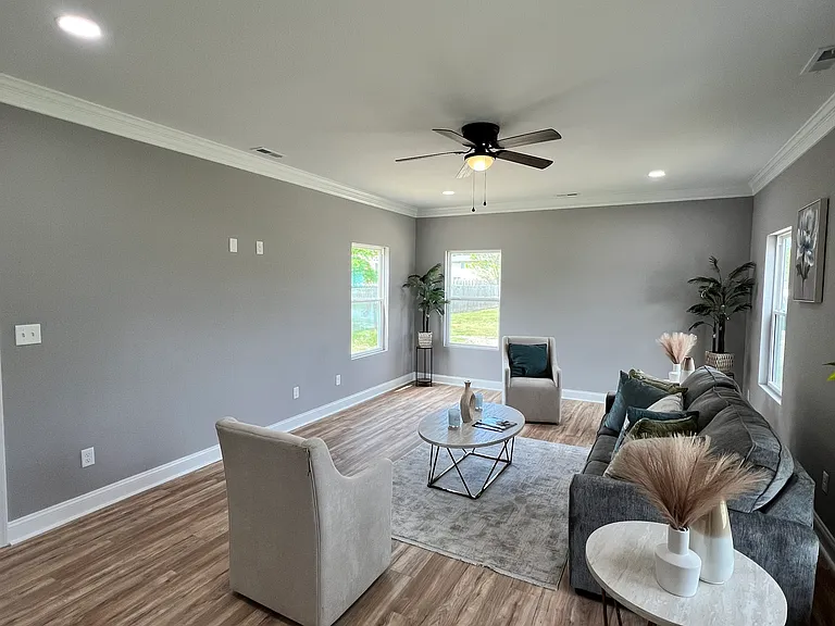 57 Franktown Rd — Photo 4
