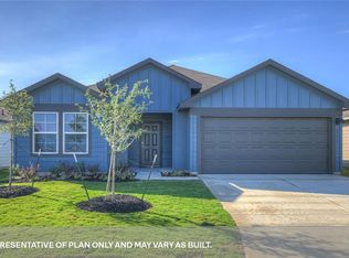 210 Wirecrested Dr, Lockhart, TX 78644